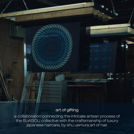 color lustre luxury gift set