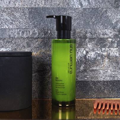 Silk Bloom Restorative Shampoo | Shu Uemura Art of Hair