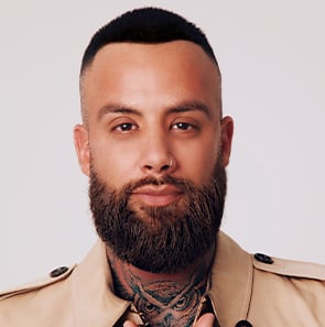 Shu Uemura Pro Hairdresser Tony Robles, Atelier Salon