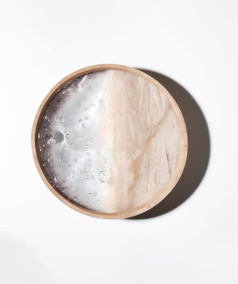 color lustre with sake kasu and niacinamide for long-lasting color protection